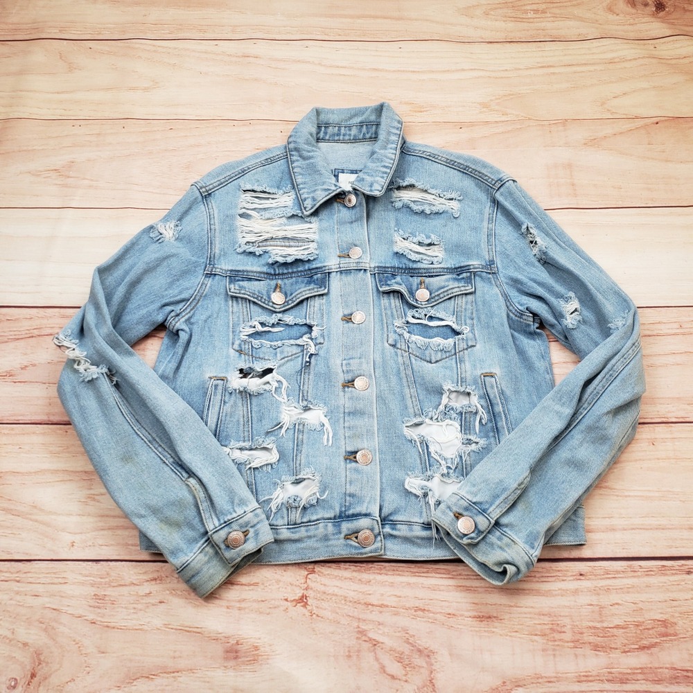 Forever 21 Denim Jacket Womens Large Light Blue Distressed Ripped Trucker Jean